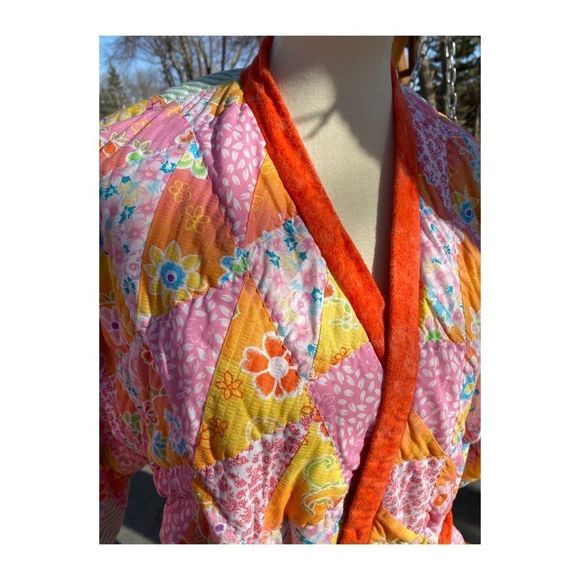 OOAK Vintage Boho Quilted Patchwork Housecoat - Picture 15 of 15